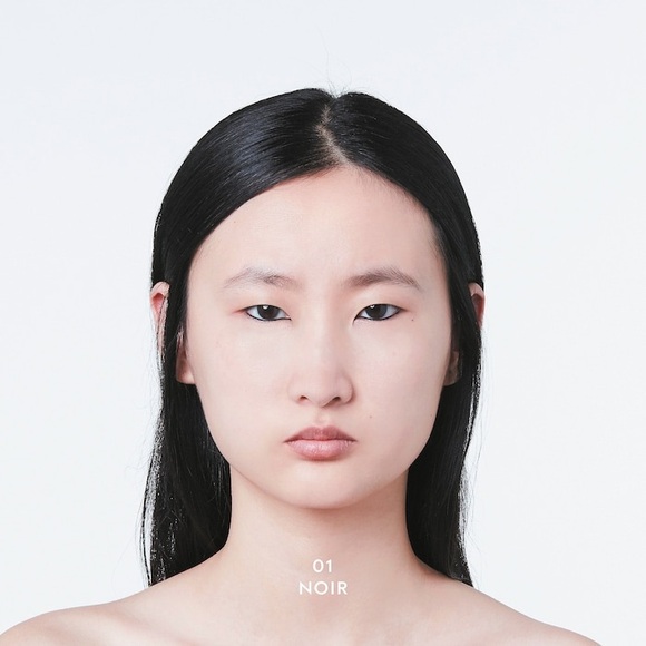 Gucci
Stylo Contour Des Yeux Khol Eyeliner - Picture 6 of 9